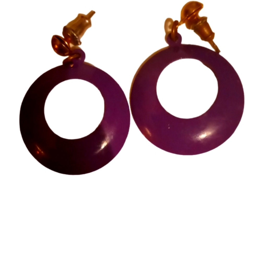Vintage Purple O Earrings